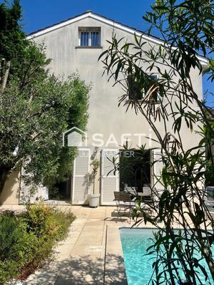 Villa - 200 m² - 6 pièces