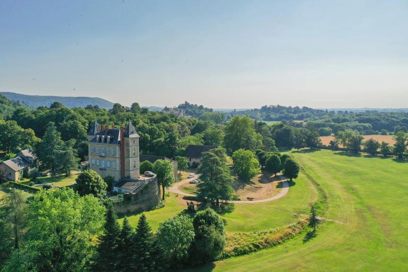 Château - 460 m² - 14 pièces