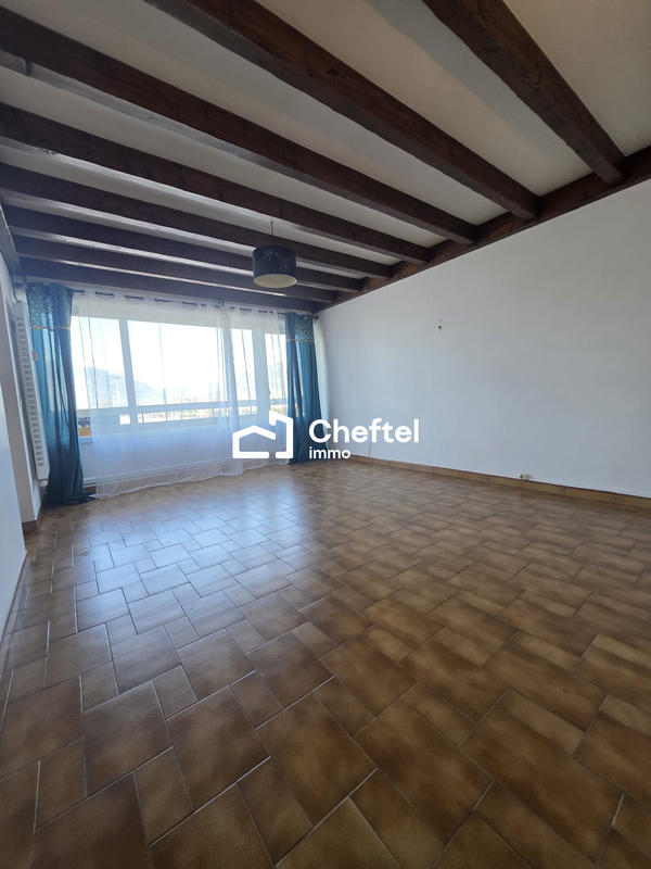 Appartement - 81 m² - 4 pièces