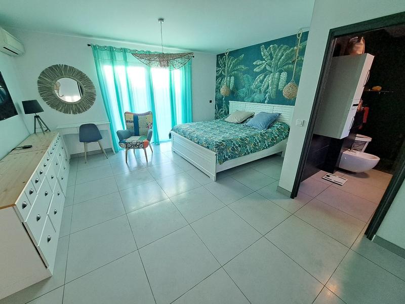 Maison - 155 m² - 5 pièces