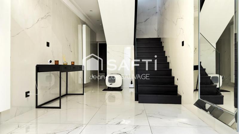 Maison - 160 m² - 5 pièces