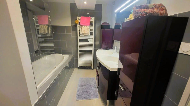 Maison - 105 m² - 4 pièces