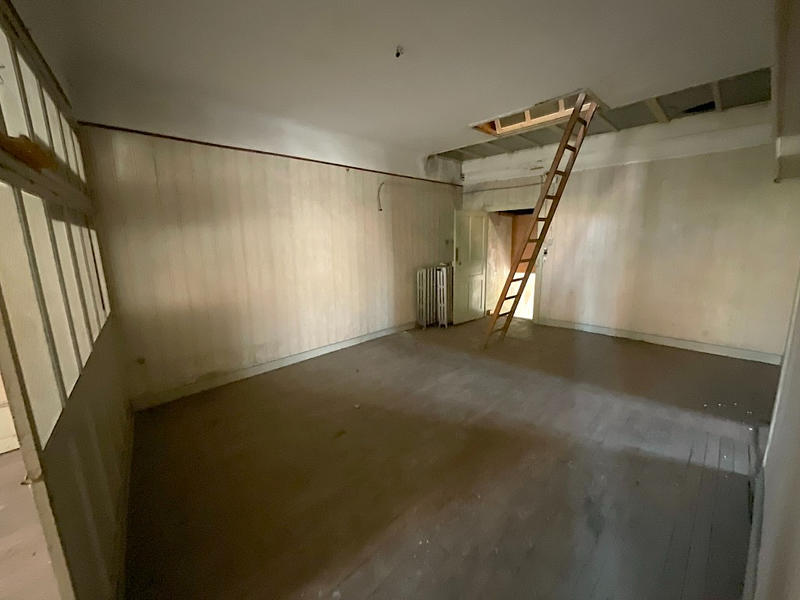 Maison - 180 m² - 4 pièces