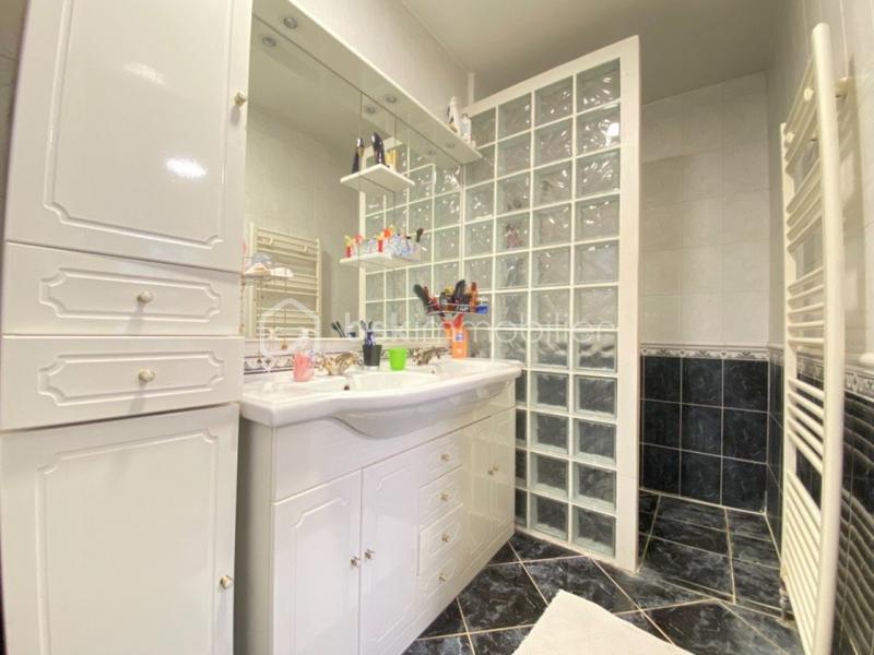 Maison - 112 m² - 5 pièces