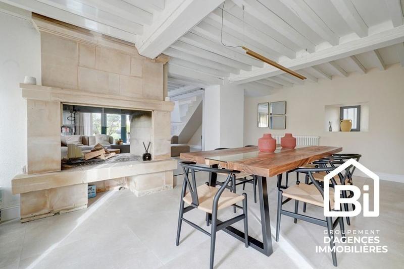 Maison en pierre - 218 m² - 5 pièces