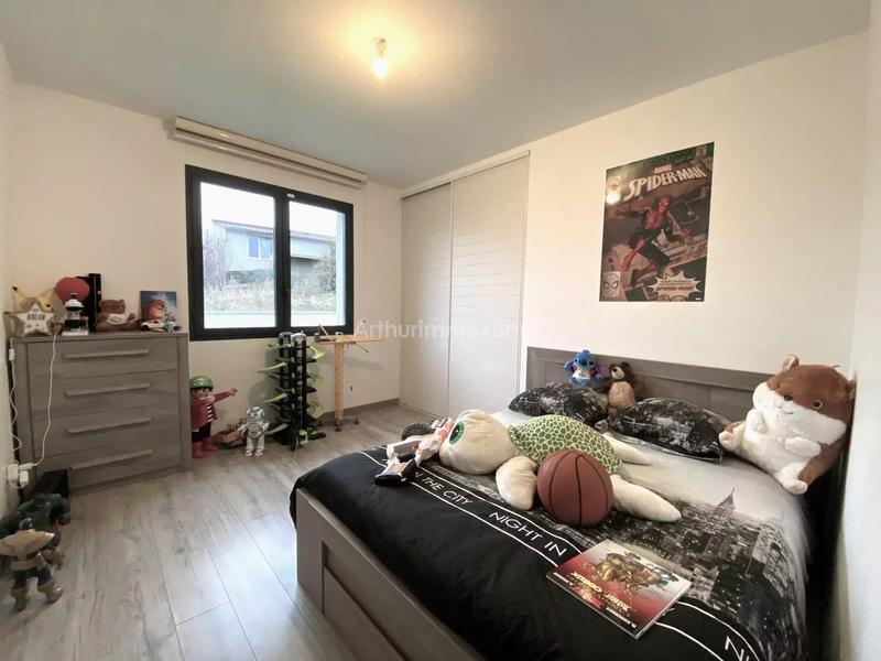 Maison - 185 m² - 7 pièces