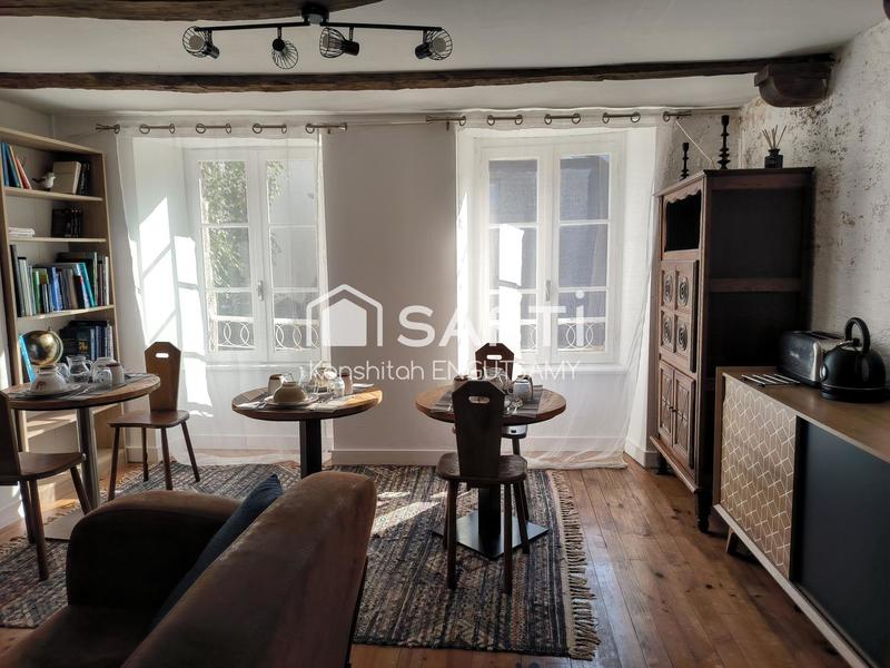 Maison - 235 m² - 10 pièces