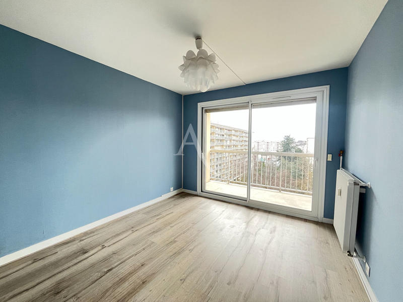 Appartement - 76 m² - 3 pièces