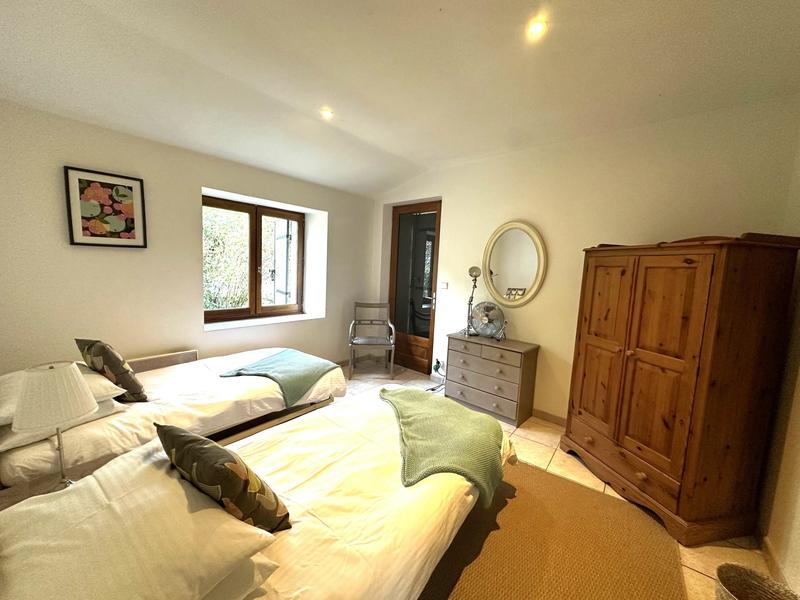 Maison traditionnelle - 185 m² - 7 pièces