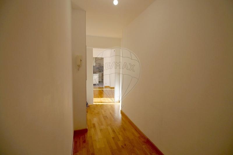 Appartement - 94 m² - 5 pièces