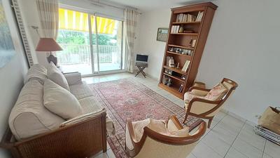 Appartement - 84 m² - 3 pièces