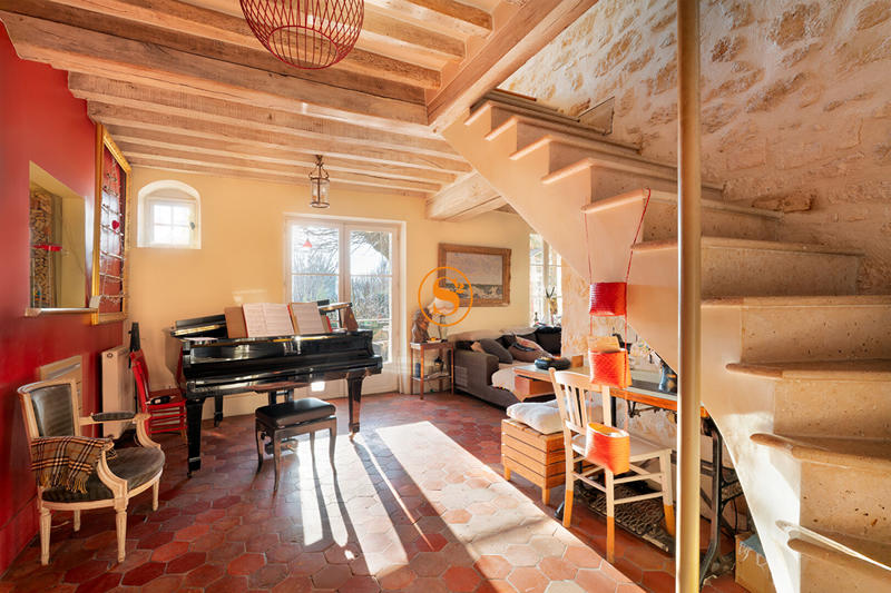 Maison - 167 m² - 6 pièces