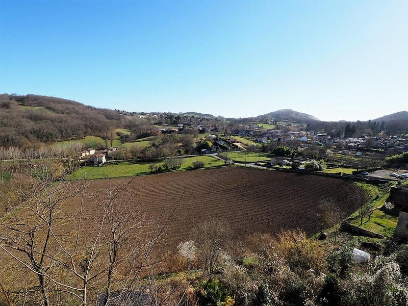 Maison - 300 m² - 10 pièces