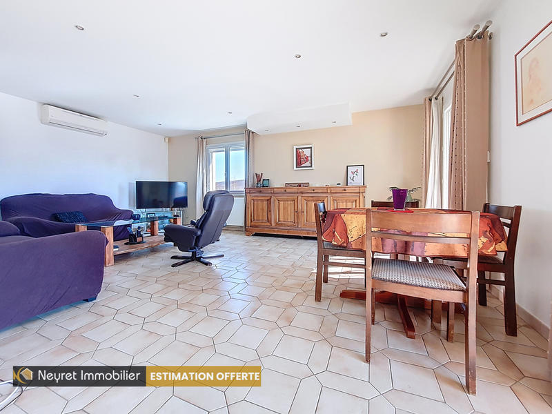 Maison - 105 m² - 6 pièces