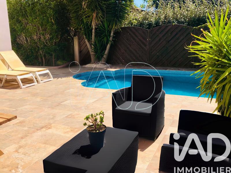 Maison - 181 m² - 6 pièces