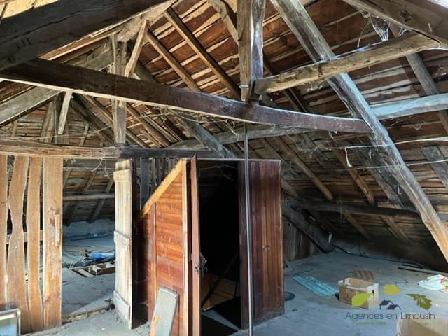 Maison de bourg - 200 m² - 9 pièces