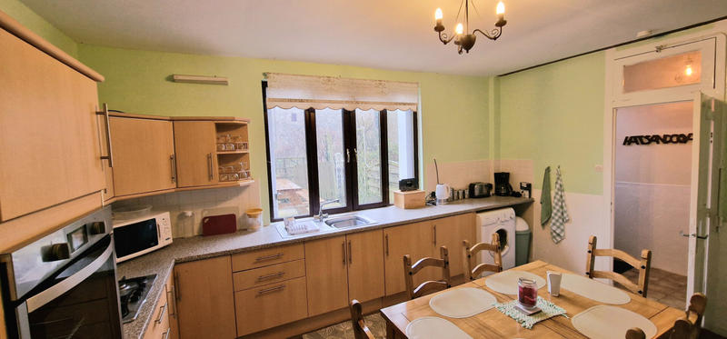 Maison - 165 m² - 8 pièces