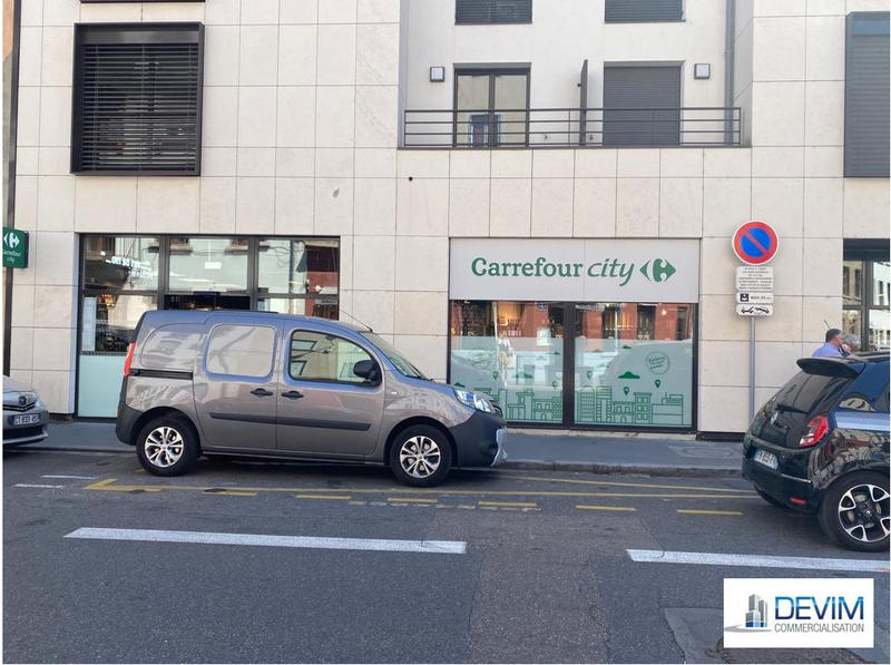 Local commercial - 131 m²