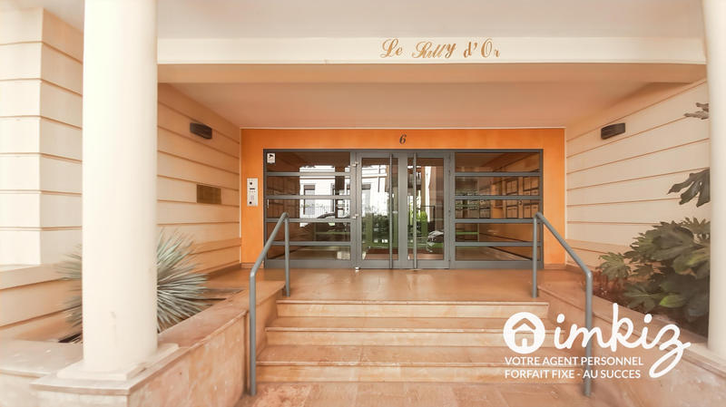 Appartement - 100 m² - 3 pièces