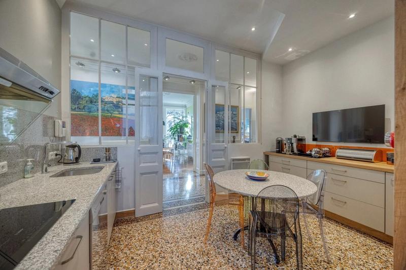 Appartement - 161 m² - 5 pièces