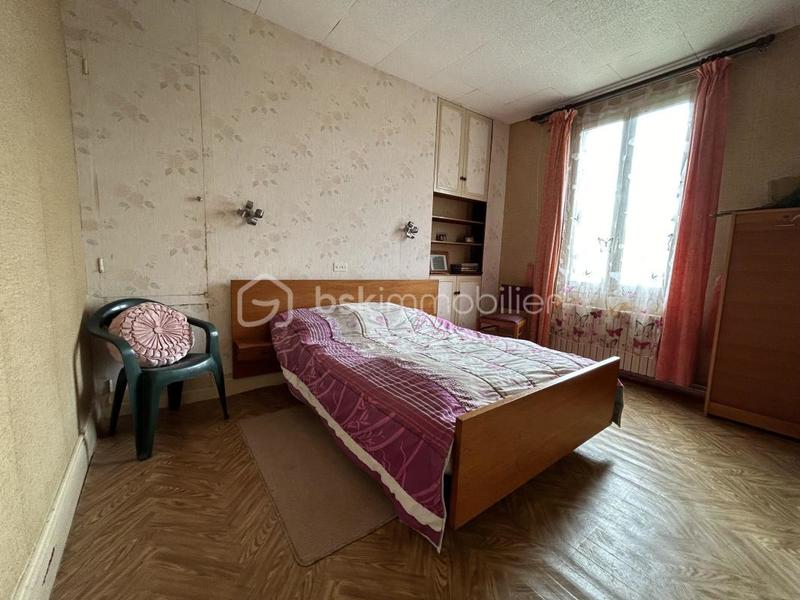 Maison - 272 m² - 10 pièces