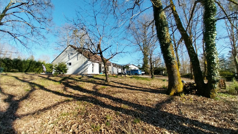 Maison - 140 m² - 6 pièces