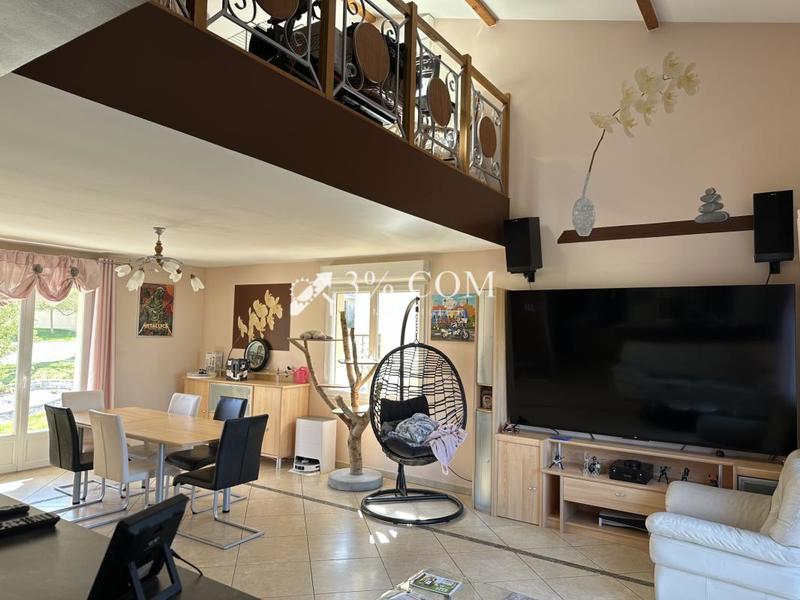 Maison - 164 m² - 7 pièces