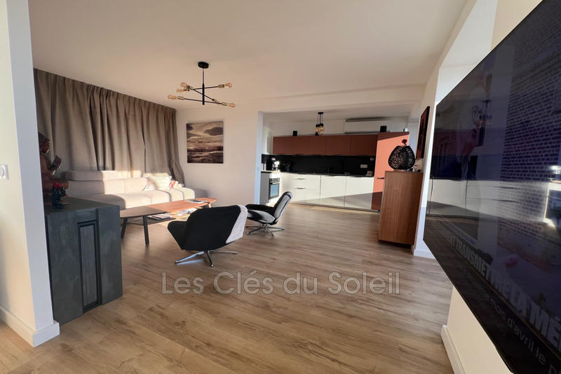 Appartement - 82 m² - 3 pièces