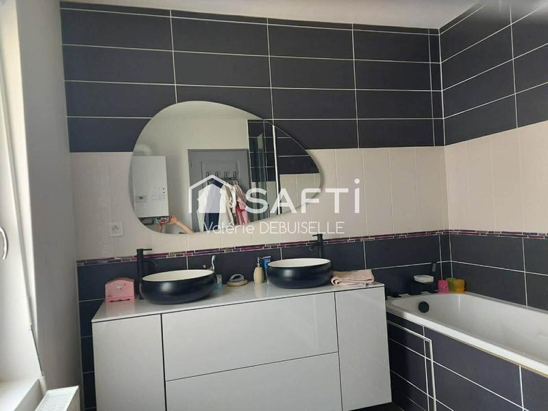 Maison - 90 m² - 5 pièces