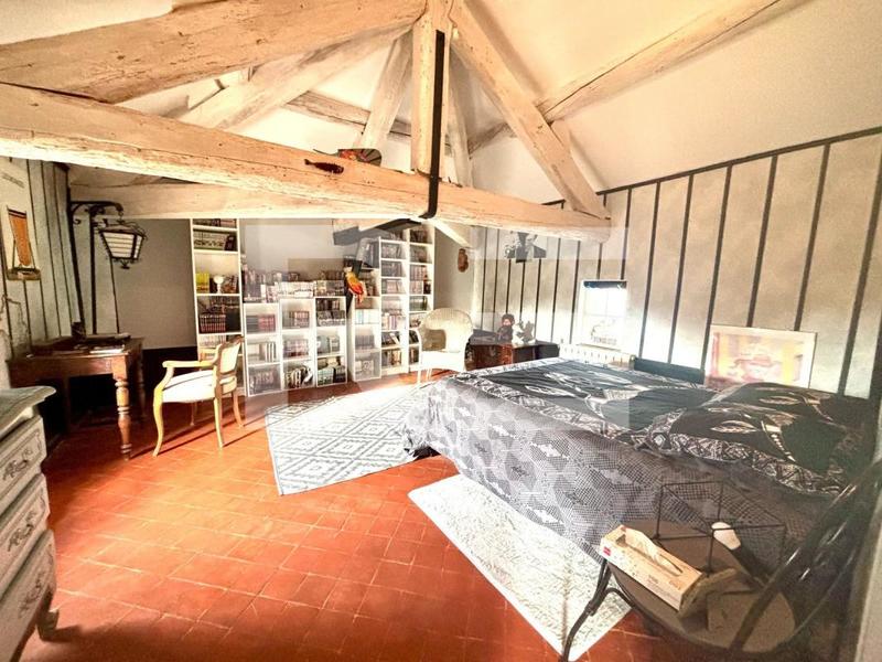 Maison de maîtres - 271 m² - 8 pièces