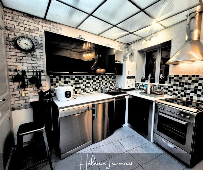 Maison de ville - 100 m² - 5 pièces