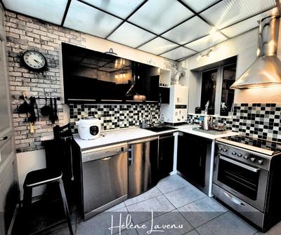 Maison de ville - 100 m² - 5 pièces