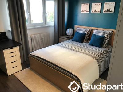 Chambre - 14 m² - 1 pièce