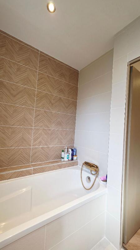 Maison - 83 m² - 5 pièces