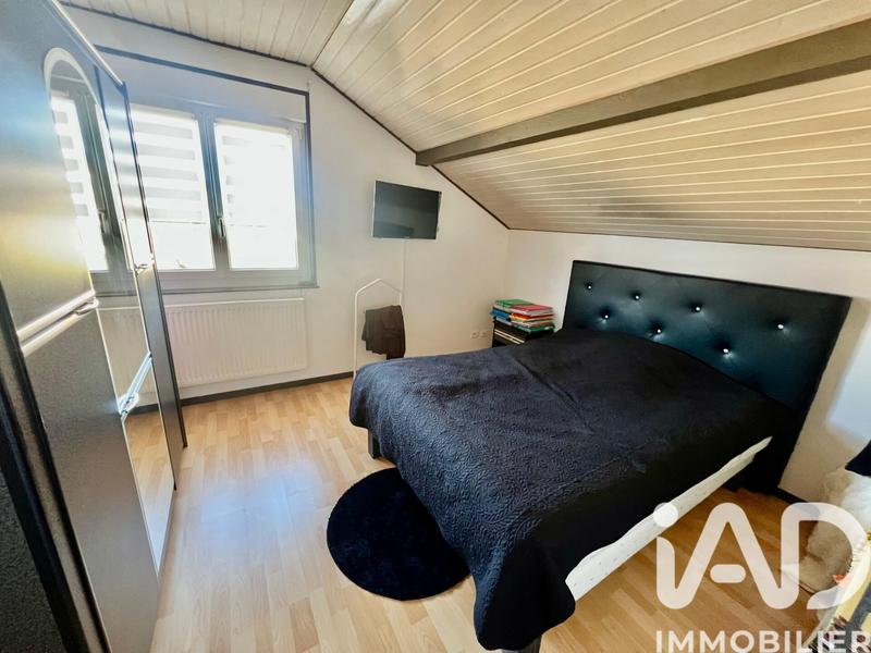 Maison - 93 m² - 4 pièces