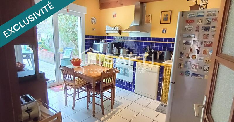 Maison - 228 m² - 8 pièces