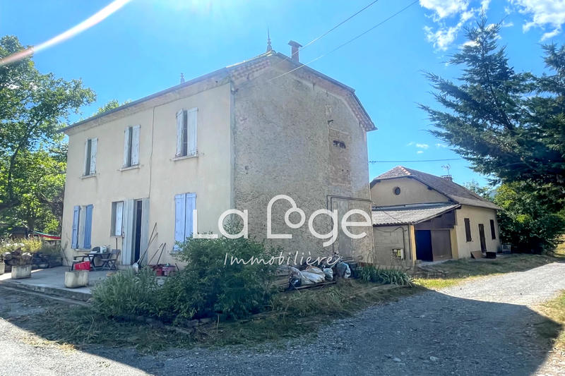 Maison - 115 m² - 8 pièces