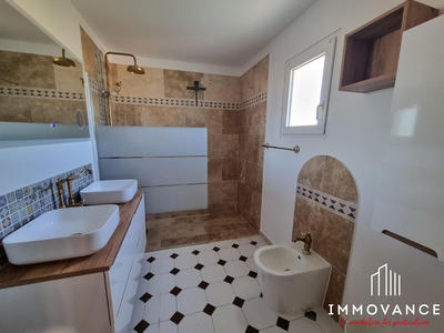 Maison - 147 m² - 5 pièces