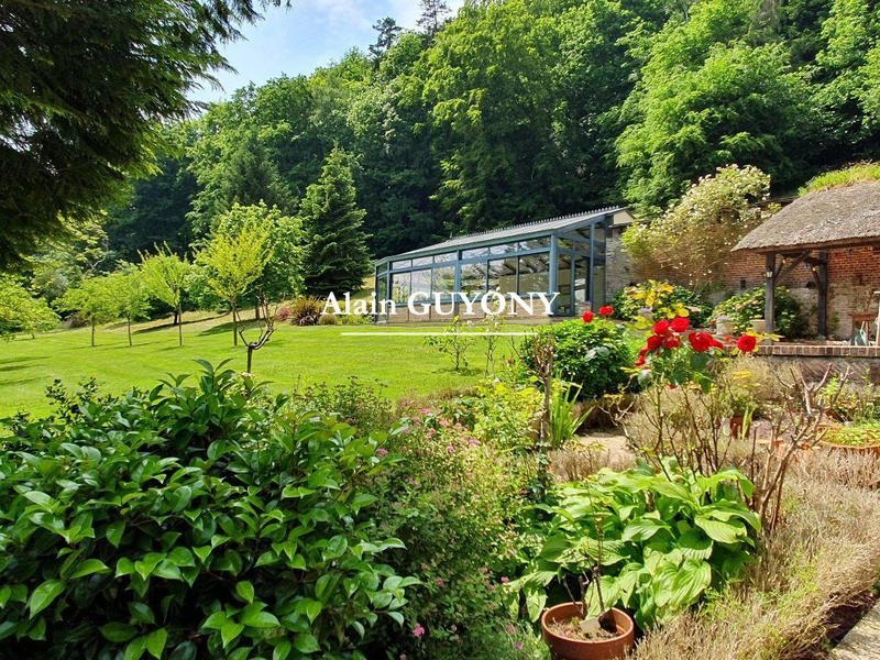 Maison - 208 m² - 7 pièces