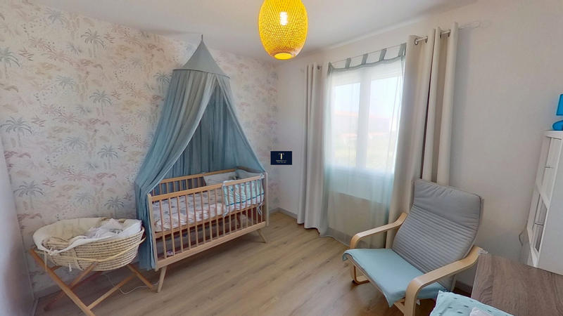 Maison traditionnelle - 95 m² - 4 pièces