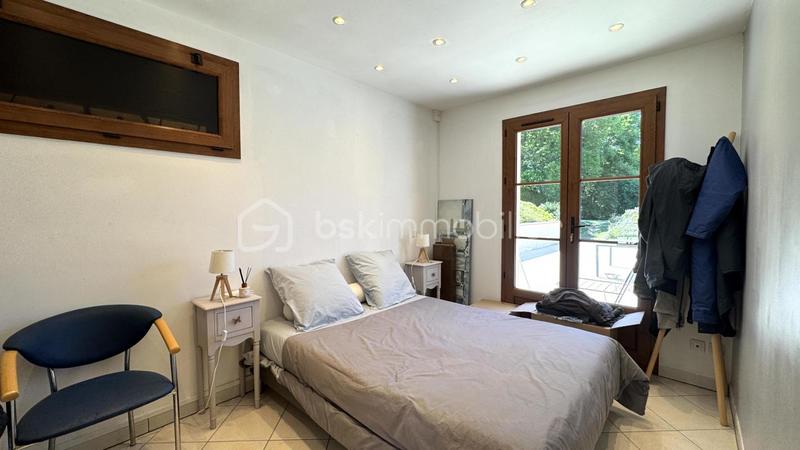 Maison d'architecte - 243 m² - 10 pièces