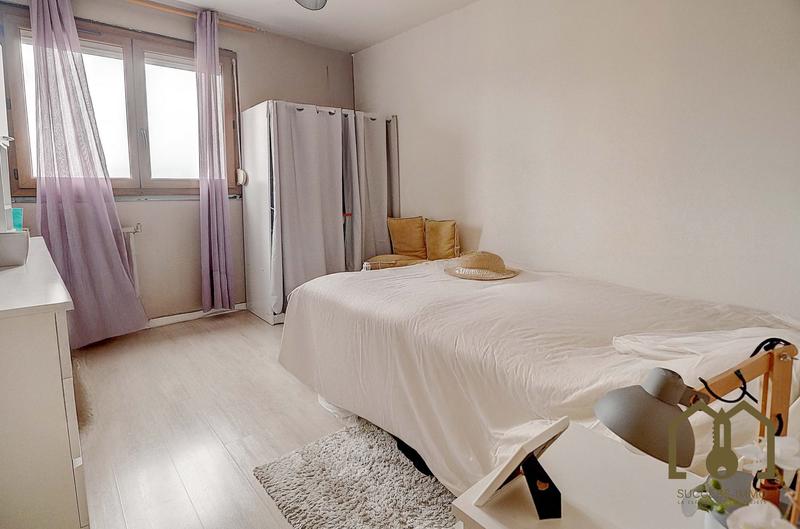 Appartement - 89 m² - 5 pièces