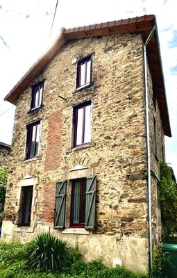 Maison - 92 m² - 5 pièces