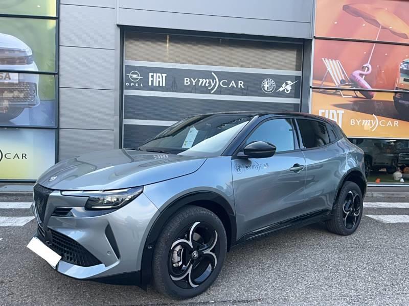 Alfa Romeo Junior 1.2 Ibrida 145 ch eDCT6 Q4 Premium