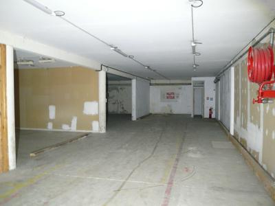 Local commercial - 199 m² - 2 pièces