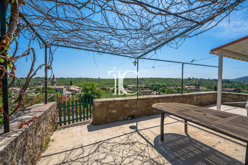 Maison - 85 m² - 5 pièces