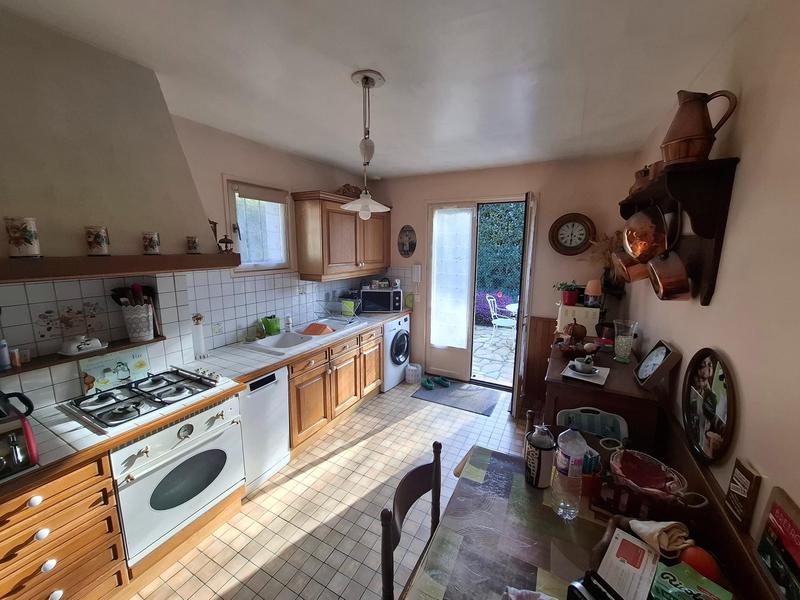 Maison - 98 m² - 5 pièces