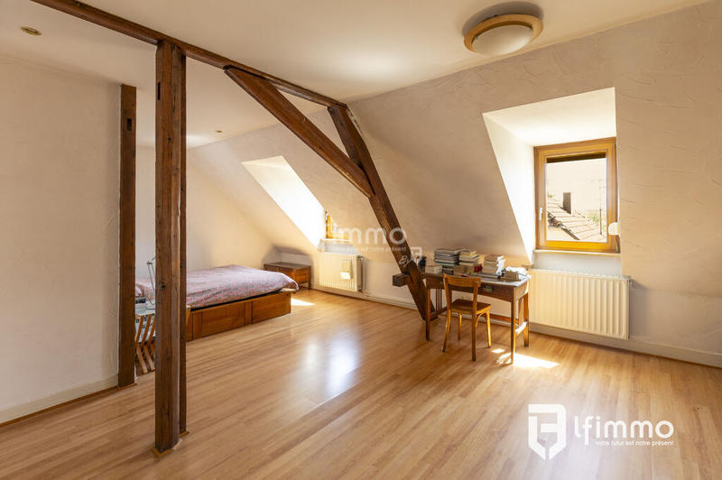 Maison - 142 m² - 6 pièces