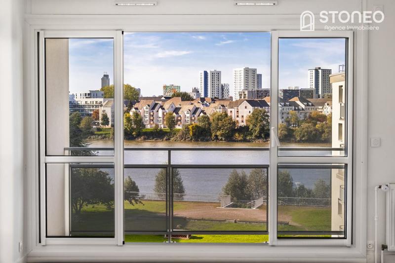 Appartement ancien - 80 m² - 4 pièces