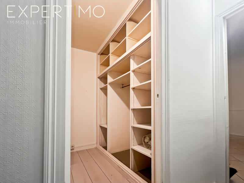 Appartement - 90 m² - 4 pièces